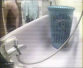 ma femme se lave vidéo voyeur